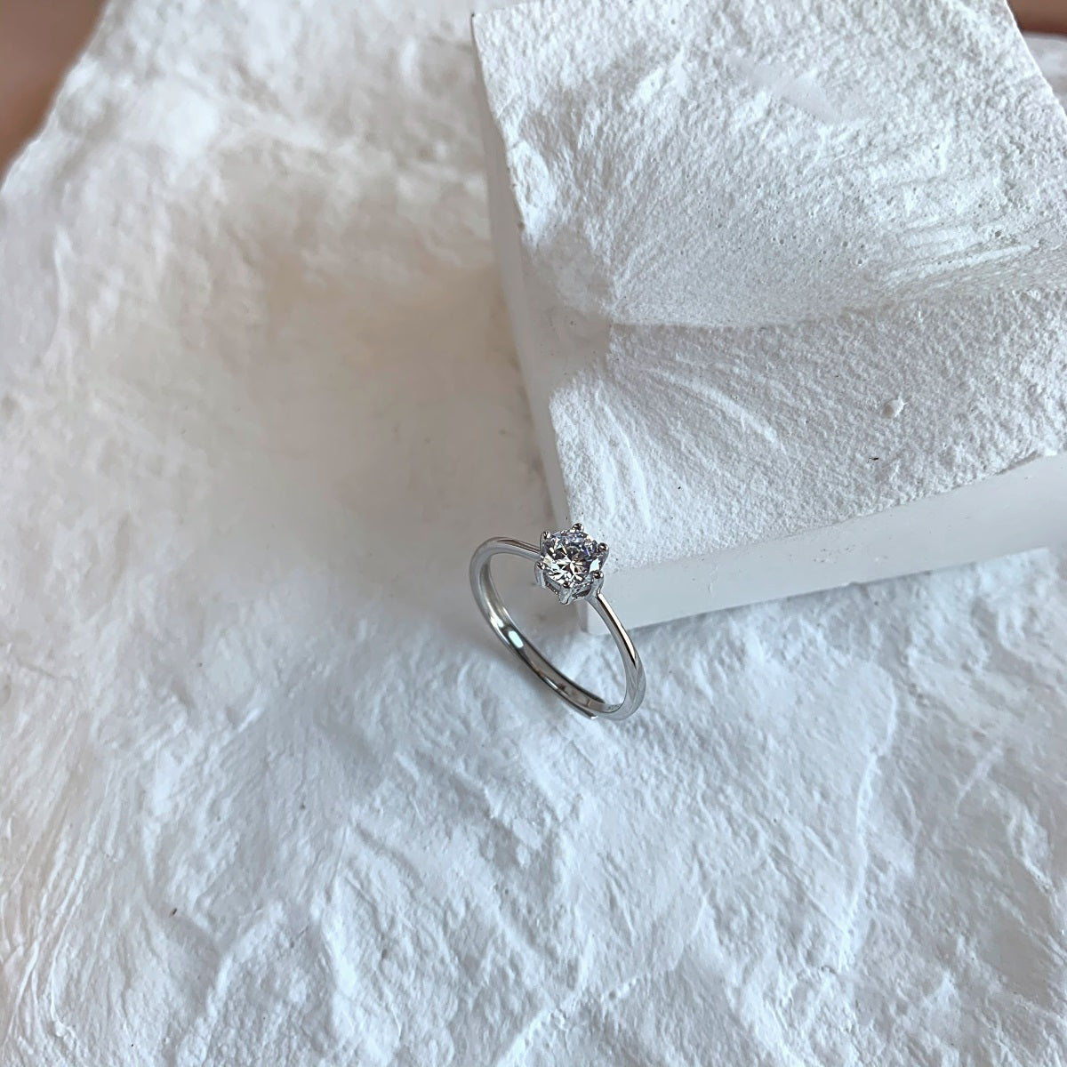 TWINKLE sterling silver solitaire adjustable ring