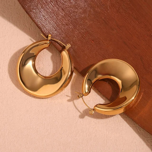 Jane oversized  hoops